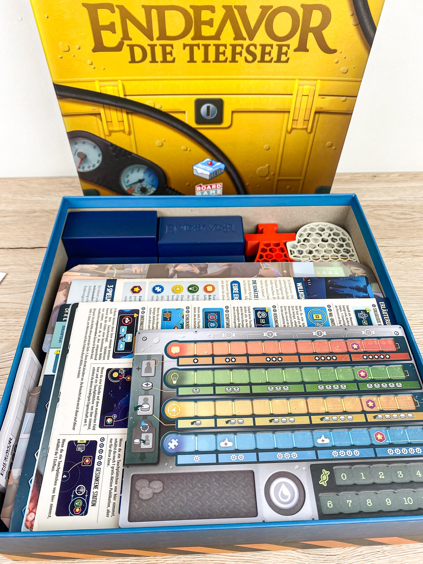 Endeavor die Tiefsee Insert