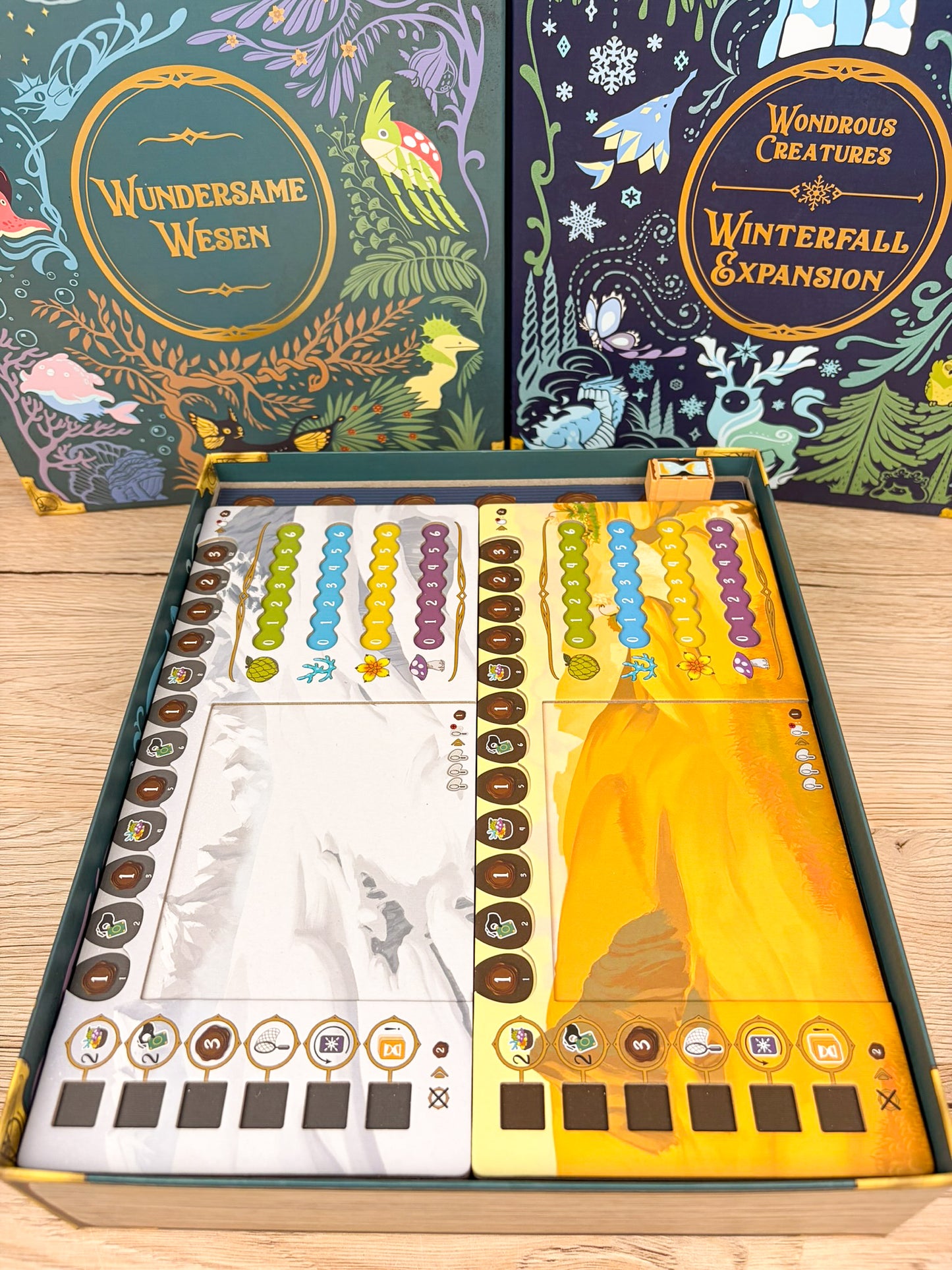 Wundersame Wesen Insert mit Winterfall Erweiterung Aufbau Player Boards